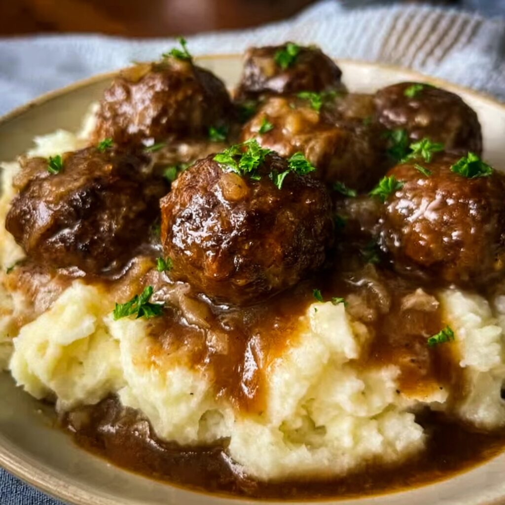 How to Make Slow Cooker Salisbury Steak Meatballs at Home